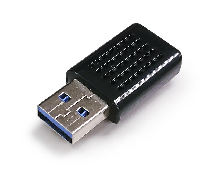 1 Schließen Sie den USB-WLAN-Adapter an einem freien USB 3.