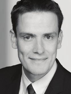 Eberhard Hackel hat Betriebswirtschaftslehre in Göttingen studiert und den FRM Titel der Global Association of Risk Professionals erworben.