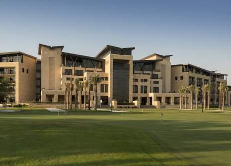 VAE / Abu Dhabi The Westin Abu Dhabi Golf Resort & Spa Das luxuriöse Hotel mit seiner zeitgenössischen Architektur und hellen, grossen Räumen ist ideal, um das glamouröse Ambiente von Abu Dhabi zu