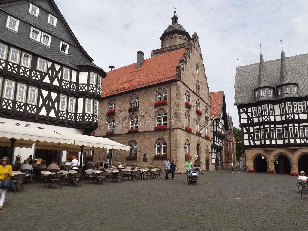 Nach dem Frühstück wurde dann der Bus mit Gepäck und Getränken beladen und nach der Verabschiedung von der