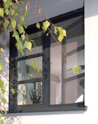 Varianten von Insektenschutz Schiebetüren Fensterspannrahmen Insektenschutzrollos für Fenster und Türen Schiebetüren MINIROL zeichnen sich durch einen reibungslosen und sehr leisen Lauf