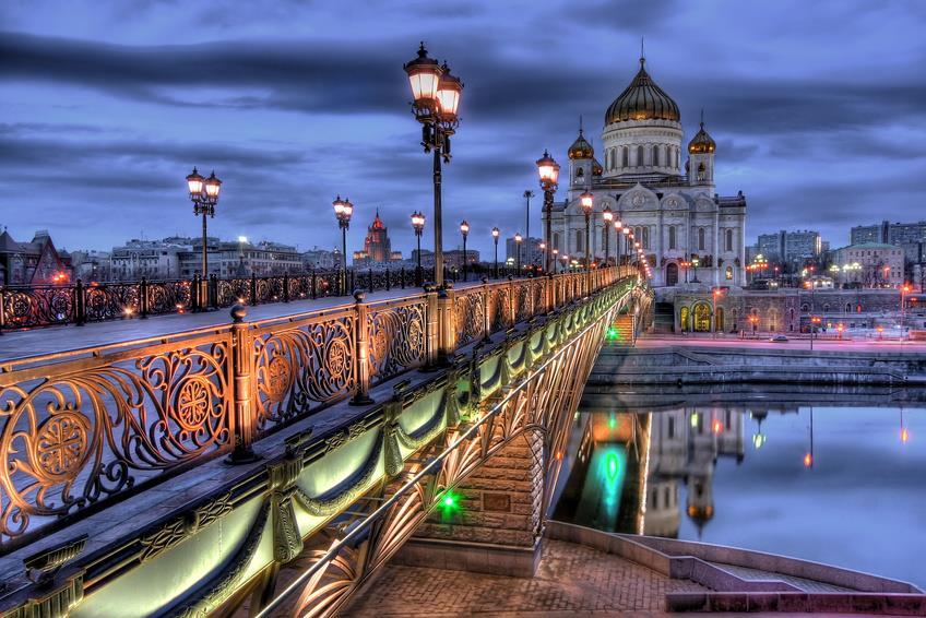 Verfügung steht. Bei genügend Restzeit am Ankunftstag können Sie die größte Metropole Russlands auf eigenen Faust kennen lernen.