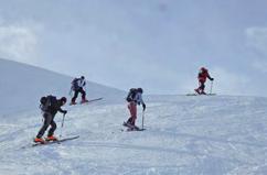 Voraussetzungen: LVS-Kurs, erste Skitourenerfahrung, gute Kondition für 800-1000 Hm, sicheres Skifahrkönnen in allen Schneearten Bewertung: Skitouren T K Ort: Kitzbühler Alpen, Windauer Tal