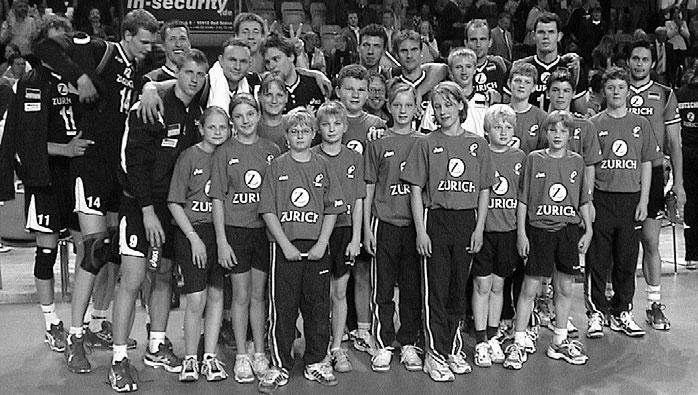 Juli 2006 hessen-volley 60 Seite 10 Freundschaftsländerspiel Deutschland - Brasilien am 22.