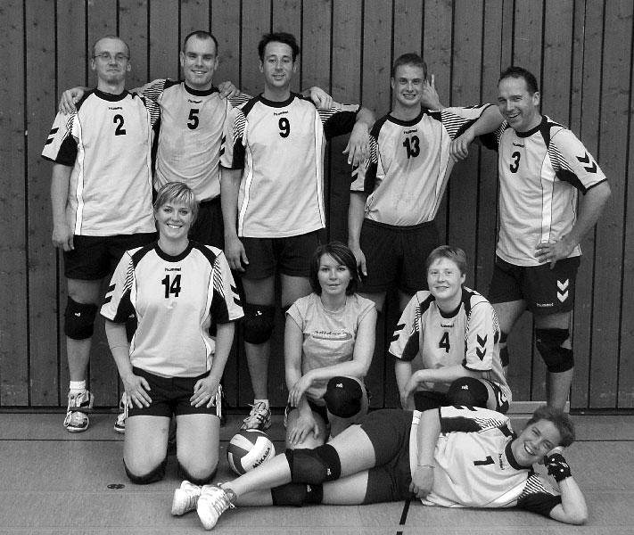 Juli 2006 hessen-volley 60 Seite 29 Hier die Endplatzierungen: 1. TUS Dotzheim 2. VG Worfelden 3.