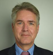 IHRE REFERENTEN Fabian Schmitz-Grethlein ist Rechtsanwalt und Bereichsleiter Energiesystem und Energieerzeugung sowie stellvertretender