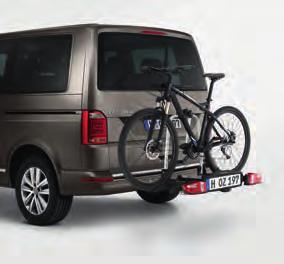 Auf Wunsch ist der Fahrradträger auch als Compact III für bis zu drei Fahrräder erhältlich. Die Heckklappe Ihres Caddy oder Transporter kann bei montiertem Fahrradträger nicht geöffnet werden.