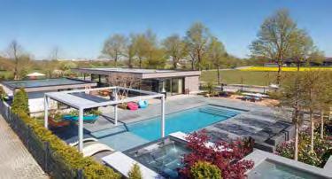 Gemeinsam mit Mitausstellern zeigt RivieraPool im neuen Poolgarten des Premium-Einrichtungszentrums Hofquartier aktuelle Schwimmbad- und Wellness-Trends und modernstes