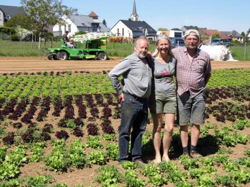 DEMONSTRATIONSBETRIEBE BIOLOGISCHER LANDBAU Zielgruppe Verbraucher: Kennenlernen der luxemburgischen Bio-Landwirtschaft und ihrer Produzenten Zielgruppe Landwirte: Kennenlernen der biologischen