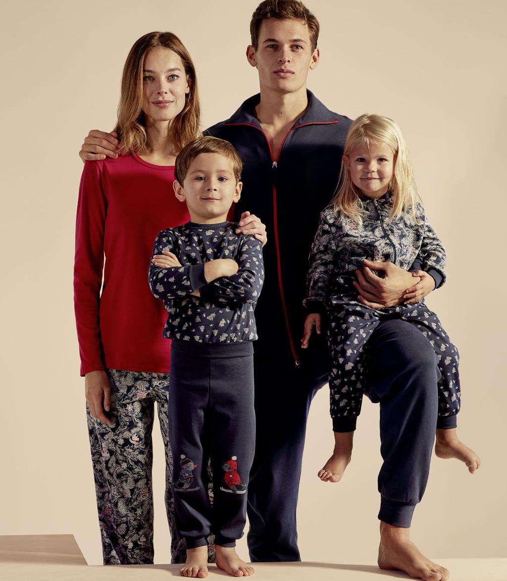FAMILY TIME Pyjama 43130 EUR 79.95 FAMILY TIME Pyjama 57375 EUR 39.95 FAMILY TIME Einteiler 69919 EUR 139.