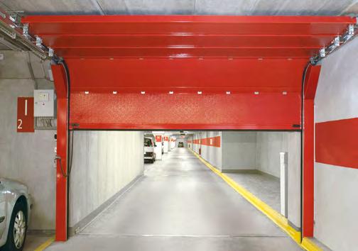 Die Teckentrup Feuerschutz Sektionaltore passen sich jeder Hallenkonstruktion optimal an.