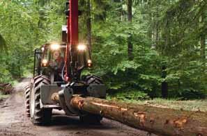 Durch die flächendeckende Serviceleistung der Valtra Vertriebspartner für die Traktoren sowie durch die OTZBERGER Forstmaschinen GmbH & Co.