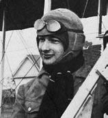 Im Sommer 1912 ging er als Schul- und Abnahmepilot zu den in Johannisthal ansässigen Albatros-Werken. Außerdem war Sedlmayr u.a. Fluglehrer für Militärpiloten.