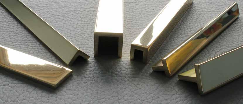 Angle Section Channel Section Flat Section T Section METALLRAHMEN Alle im Katalog enthaltenen Gitter können mit einem zusätzlichen Metallrahmen geliefert werden.