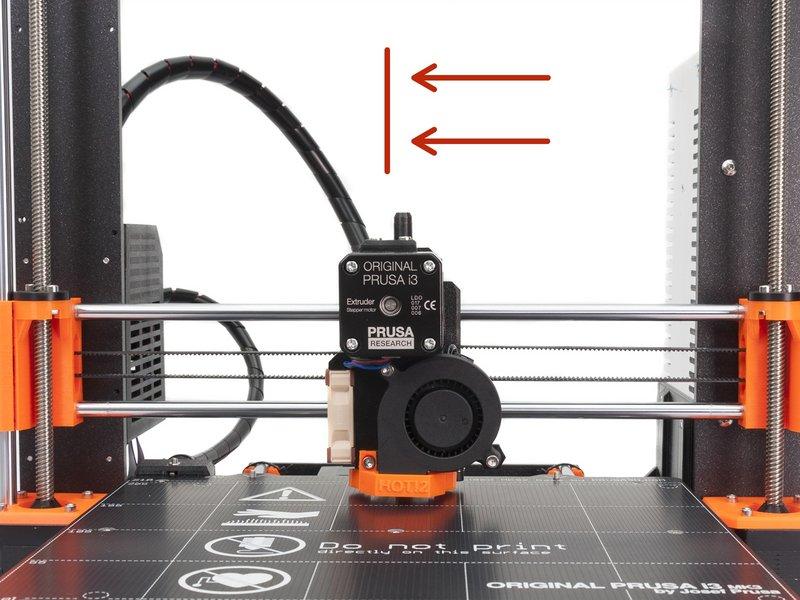 Step 3 P.I.N.D.A. Einstellung (Teil 3) Bewegen Sie den Extruder zur Mitte der X-Achse.