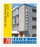 1. ERSTTAGSSTEMPEL MIT NEUAUSGABEN SONDERPOSTWERTZEICHEN Sonderpostwertzeichen Serie Design aus Deutschland Motiv: 100 Jahre Bauhaus Das Bauhaus gilt als eine der einflussreichsten Architektur- und