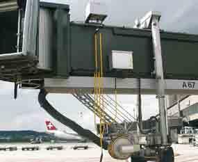 00 Hz-Stromversorgungssysteme stellen die externe Stromversorgung von Flugzeugen am Boden sicher.
