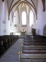 Schriftliche Über- Seit 1527 Nutzung als Schlosskirche lieferungen für diesen Platz setzen erst im Jahr 1235 ein, als Hermann von Treffurt dem Fritzlarer Probst Gumbert als Sühne für seine