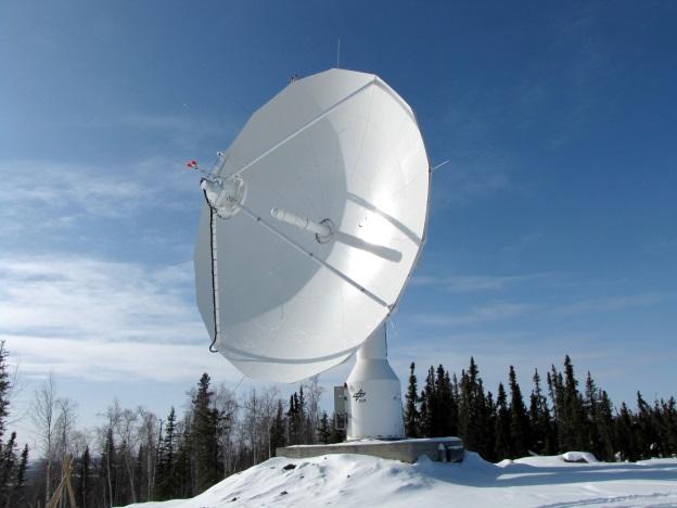 DLRde Folie 2 Motivation RF-Relaissatellitensysteme für LEO Satelliten Direkter LEO-Boden- Link kurze Kontaktzeiten hohe Datenraten aufwändiges Bodensegment GeReLEO Creating Access Relaissatellit mit
