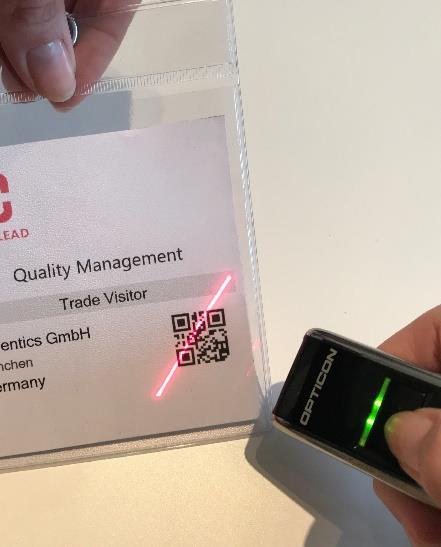 adventics GmbH + Scan von Barcodes mit Mini-Handscannern + sehr einfache Bedienung (ein Knopf) + Batterie hält die