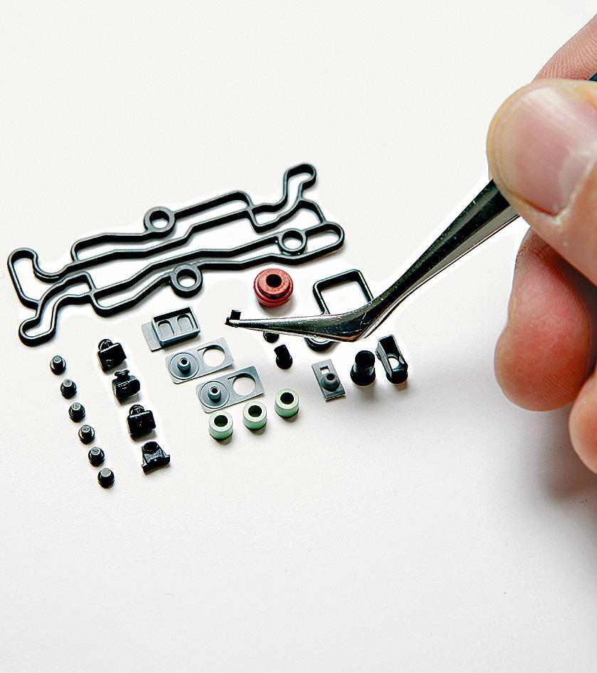 MIKRO- FUNKTIONSTEILE Als Bauelemente für medizinische Geräte, Sensoren, elektronische Geräte und mikro-mechanische Produkte Herstellung von kleinsten Präzisionsteilen