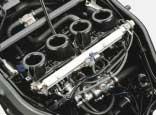 Denn der flüssigkeitsgekühlte Vierzylinder-Viertakt-Reihenmotor ist nicht nur äußerst kompakt, leicht und kraftvoll, sondern auch extrem umweltfreundlich.