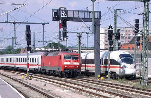 Gültigkeit: Mit dem LandesTicket können alle Regionalzüge S-Bahnen, Straßenbahnen, U-Bahnen und Busse sowie Anruf-Sammel-Taxen in Hessen genutzt werden.