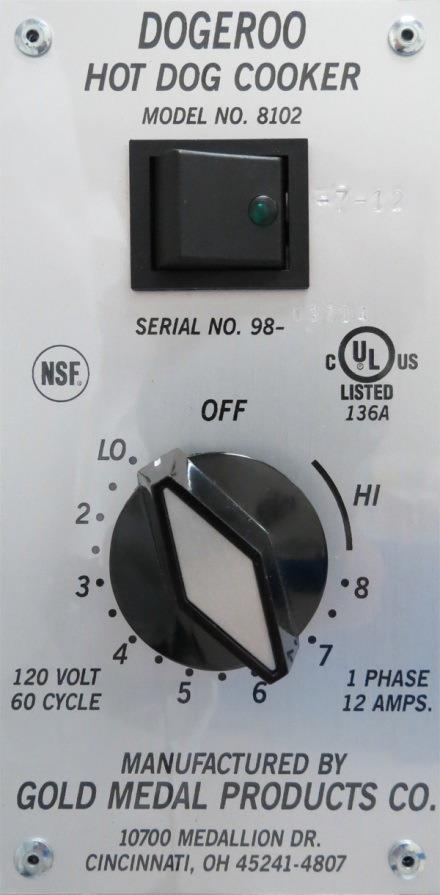 6. Stellen Sie sicher, dass der Schalter des Gerätes auf OFF steht bevor Sie das Gerät mit dem Strom verbinden. 7.