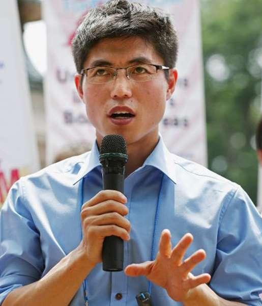 Geboren in einer anderen Welt Ein weiterer nordkoreanischer Menschenrechtsaktivist, Shin Dong-hyuk, wurde sogar in einem der berüchtigten nordkoreanischen Konzentrationslager, Kwalisso Nr.