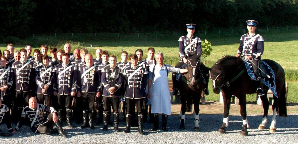 leriedichte im Deutschen Bund; das Verhältnis der Kavallerie zu den übrigen Truppen betrug 1 : 4 - eine Folge langer Tradition der Pferdezucht und des Pferdebesitzes.