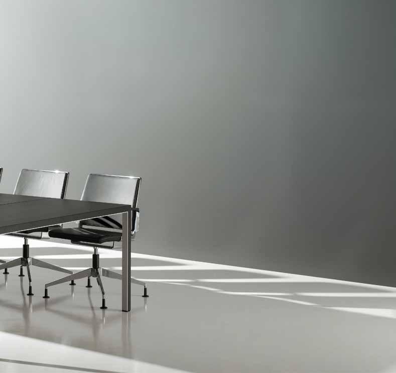 Within the same line of finishes as the work table, the Neta range has included a small line of meeting tables.