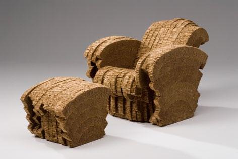Die Exponate Cardboard Chair Design: Shigeru Ban Hersteller: Cappellini Material: Teak, Recycling-Kartonröhren, Buchensperrholz Durch die Arbeit von Ban Shigeru ist in Japan seit 1993 Karton als