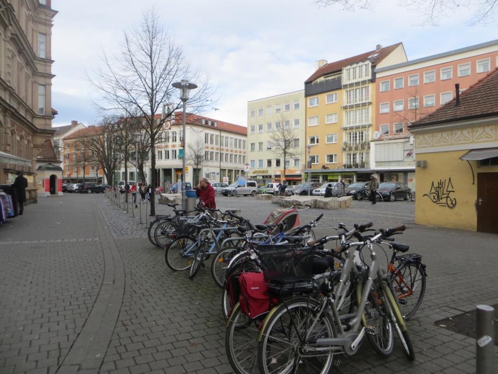 bayerischen Durchschnitt) Ein Bamberger Haushalt verfügt durchschnittlich über 2,0 Fahrräder.