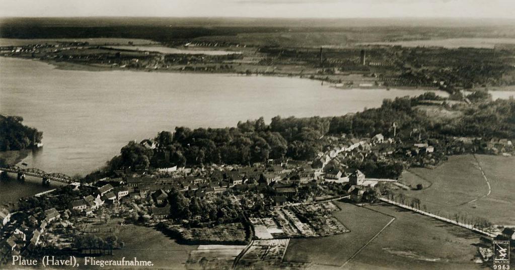 gestern heute morgen Luftaufnahme der Wasserfront des Schlosses (1932) die