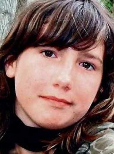 5 Nach den Erkenntnissen der Ermittler hat der mutmaßliche Doppelmörder die 14-jährige Nina schon zu Beginn der vergangenen Woche getötet, kurz nachdem sie aus der Wohnung ihrer Eltern in Bodenfelde