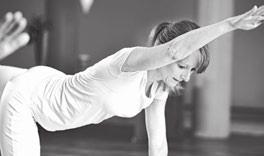 03 Yoga Yoga-Meditation Schweigekurs Yoga Ein Weg in die Stille und Präsenz mit Doris Karner-Klett mit Ulrike Schwenkler Die Yoga-Meditationspraxis ermöglicht uns, den Einklang von Körper und Geist