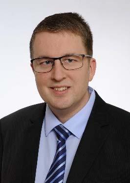 MANAGEMENT Matthias Schrade Vorstand Dr.