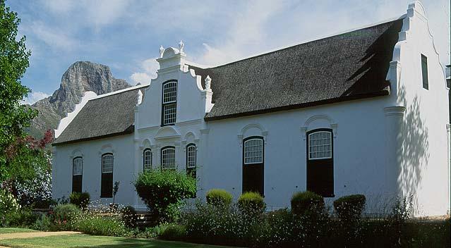 17.Tag: Stellenbosch - Kapstadt F/ Sweetest Gästehaus Wir fahren in die wunderschöne Weinbauregion Stellenbosch und genießen den Ausblick über die Weinberge auf den Simonsberg und den Tafelberg bevor