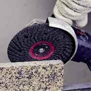 SAFETY STANDARDS SICHERHEITSHINWEISE SAIT abrasive products are manufactured and tested to ensure a high degree of safety for the operator.