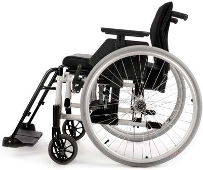Senior Manuelle Rollstühle Verbesserte Antriebseigenschaften durch fein abgestimmte Einstellungen Ein stabiler Rahmen und eine perfekte Schwerpunkteinstellung minimieren den Energieverbrauch der