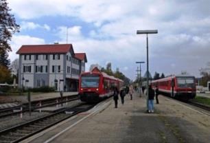 Neubau 8,8 Kilometer Kabeltrasse Gleiserneuerungen auf 2,7 km Kißlegg Umbau Weiche 14 zur