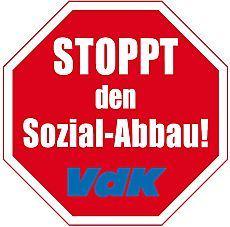 Ortsverband Kölleda unterstützt Tatkräftig die Aktion des VdK "Stoppt den Sozialabbau" Diese Aktion des VdK Deutschland, wurde neben den Vorbereitungen der Ortsverbandswahl im November, zu einem der