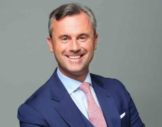 Vorwort Norbert Hofer Bundesminister für Verkehr, Innovation und Technologie Die Österreicherinnen und Österreicher sind innerhalb der Europäischen Union die eifrigsten Bahnfahrer.