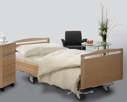 1001421 Pflegebett Optima Flex 5213 Das Pflegebett Optima kann dank der verschiedenen Funktionen individuell an die Bedürfnisse von Bewohnern und Pflegenden angepasst werden: Das Rücken- und Knieteil