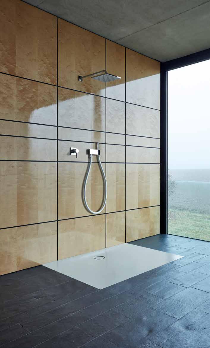 4 Bodengleiche Duschflächen 5 Flush-to-Floor Shower Areas Bette Duschflächen aus glasiertem Titan-Stahl sind die hygienisch perfekte Lösung im Bad.