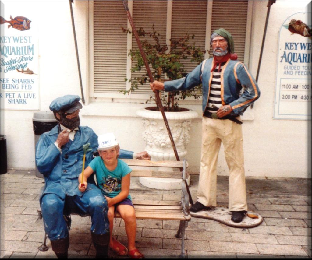 Zweimal waren wir mit David in Key West. Das erste Mal war er gerade zwei Jahre alt, als er sich auf die Bank neben einen bärtigen Seemann setzte.