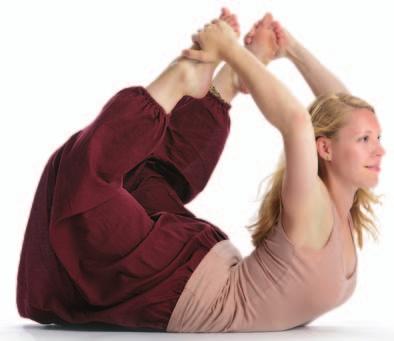 Achtsamkeit und Yoga Übe und vertiefe Achtsamkeit sowohl in den Yogastellungen als auch in jeder anderen Haltung oder Handlung.