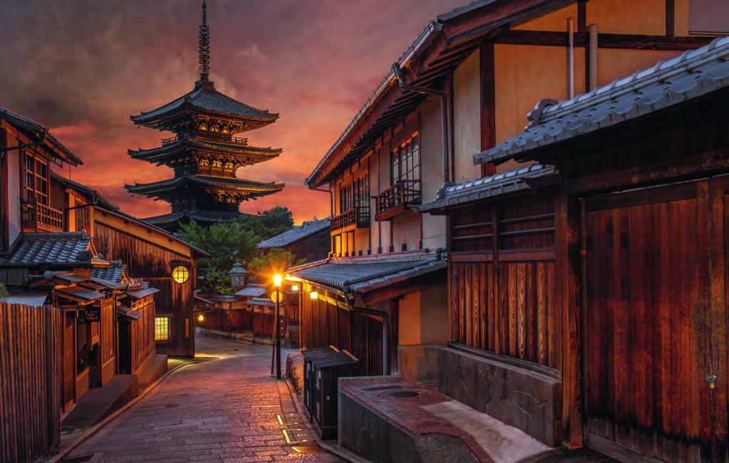 Fünfstöckige Yasaka-Pagode im alten Higashiyama-Quartier von Kyoto Luciano Lepre Five-storeyed Yasaka pagoda in the old Higashiyama district of Kyoto 1 2 3 4 5 6 7 8 9