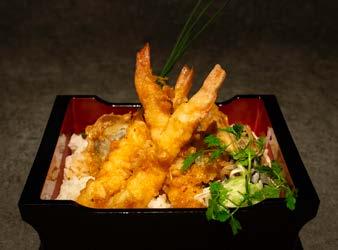 Japanese sauce on rice うな重 32 TEN JYU Frittierte Crevetten und Gemüse