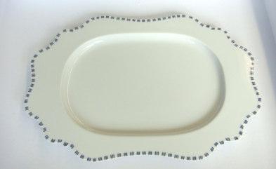 Plate oval 35 cms all